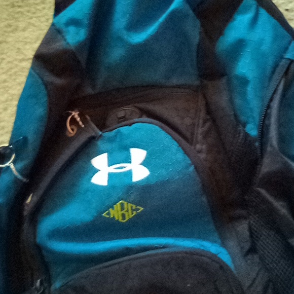 COPY - Under Armour backpack approx Sz20x14x6 in$4 - Picture 2 of 5